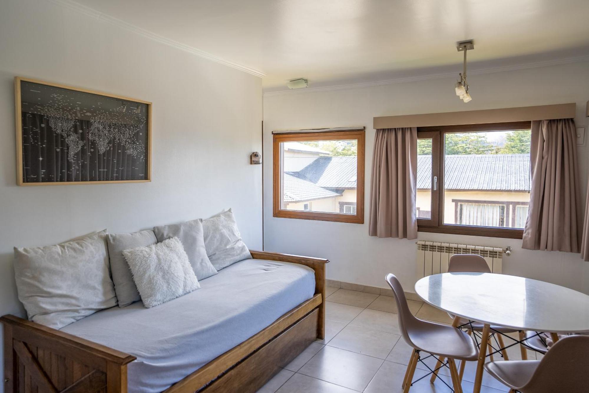 Utaka Cabanas Y Apartamentos อูซัวยา ภายนอก รูปภาพ