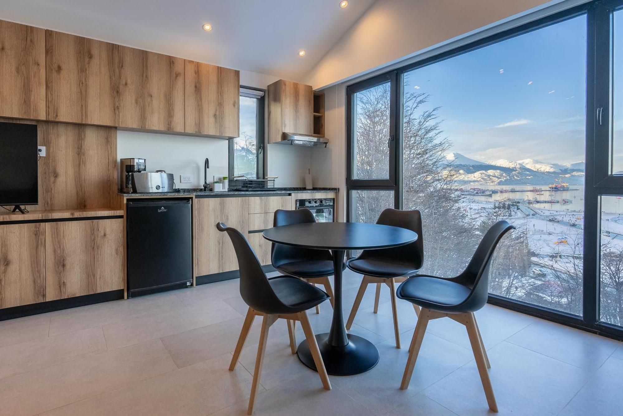 Utaka Cabanas Y Apartamentos อูซัวยา ภายนอก รูปภาพ