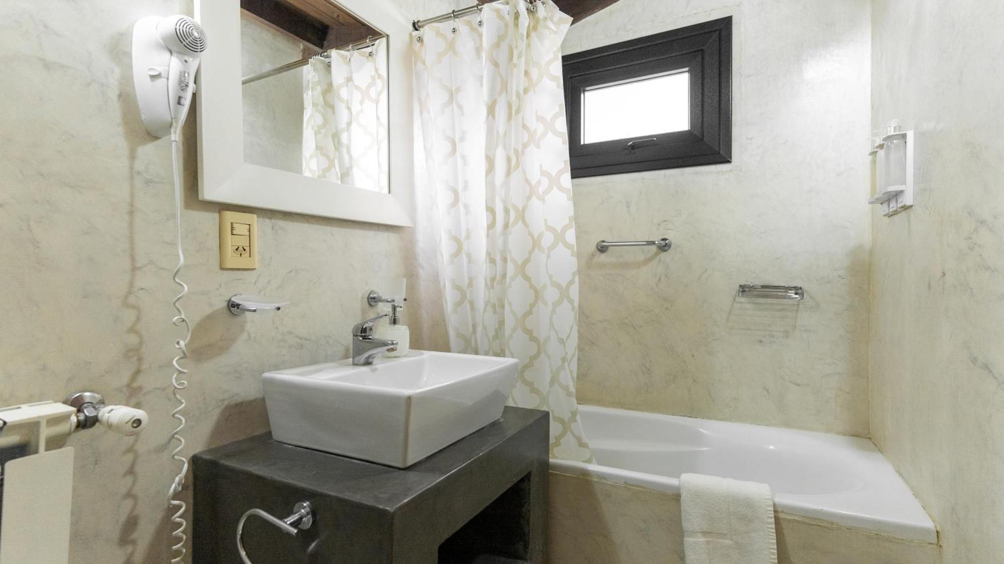 Utaka Cabanas Y Apartamentos อูซัวยา ภายนอก รูปภาพ